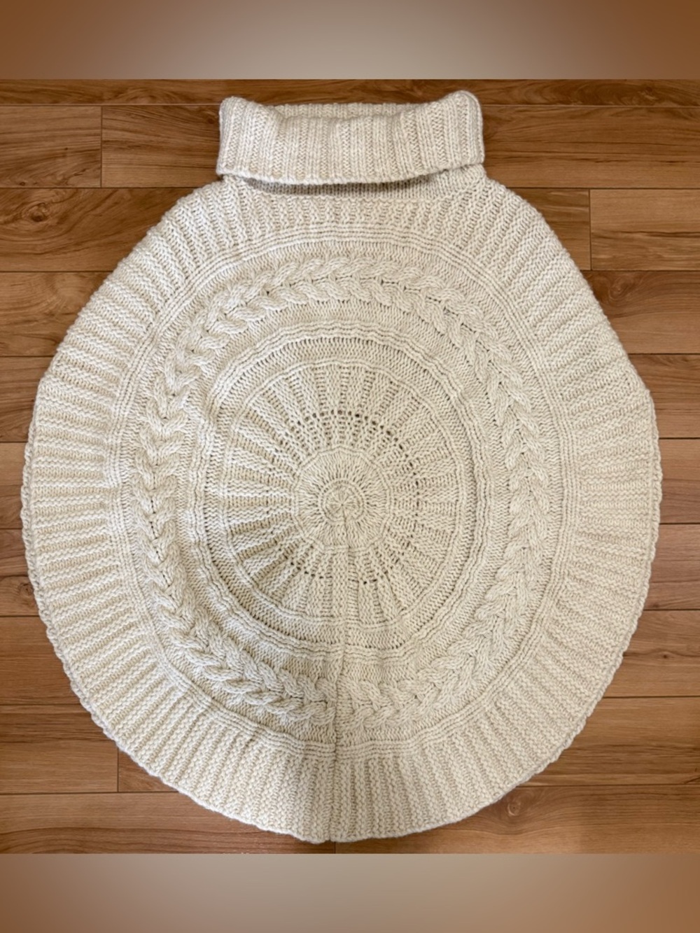 Cream Cable-Knit Turtleneck Cape - Made in Italy - Picture 2 of 8